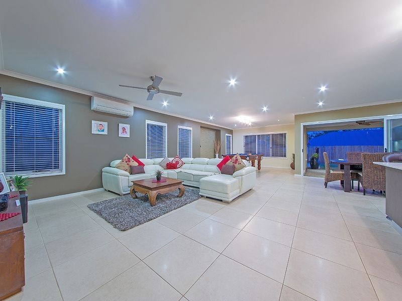 8 Sarsenet Cct, Mount Cotton QLD 4165