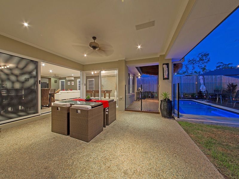 8 Sarsenet Cct, Mount Cotton QLD 4165