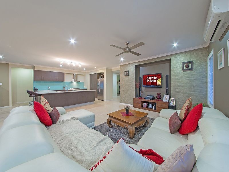 8 Sarsenet Cct, Mount Cotton QLD 4165