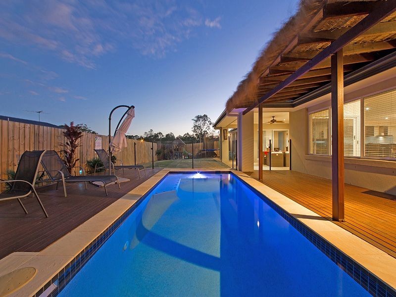 8 Sarsenet Cct, Mount Cotton QLD 4165