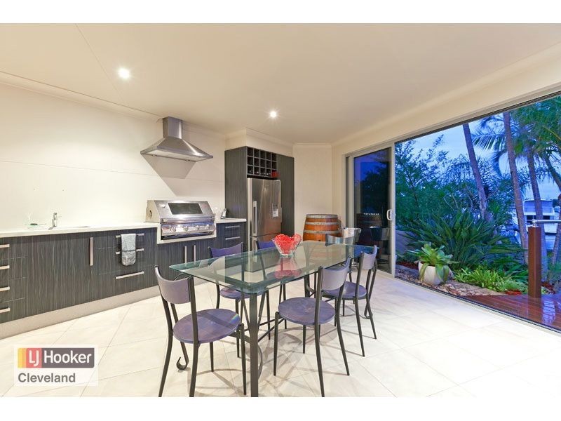 22 Sommersea Drive, Raby Bay QLD 4163