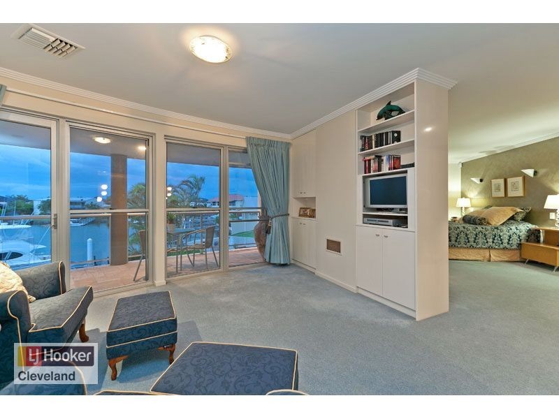 22 Sommersea Drive, Raby Bay QLD 4163