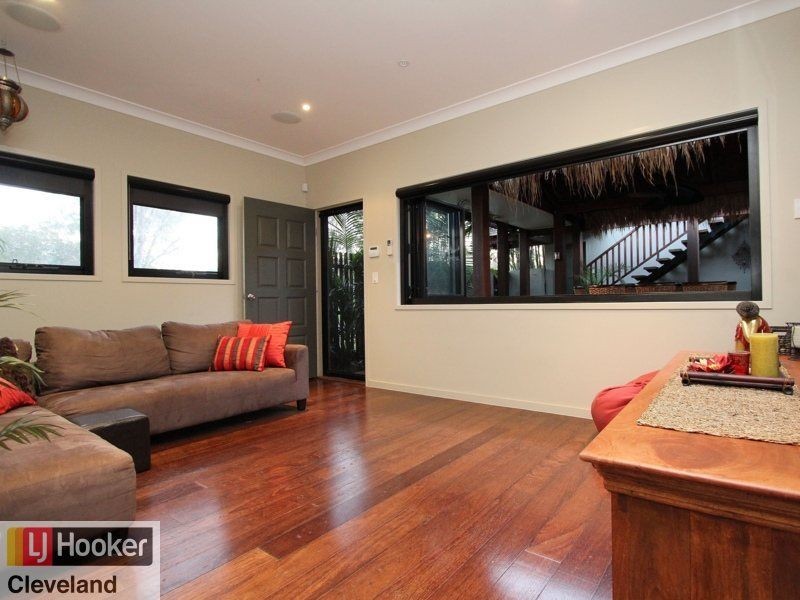 2 Raby Esplanade, Ormiston QLD 4160