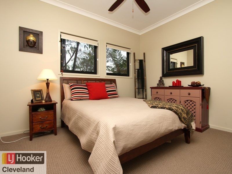 2 Raby Esplanade, Ormiston QLD 4160