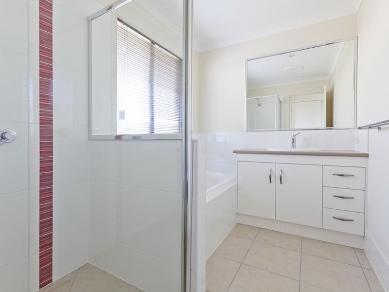 10 Lizard Street, Redland Bay QLD 4165