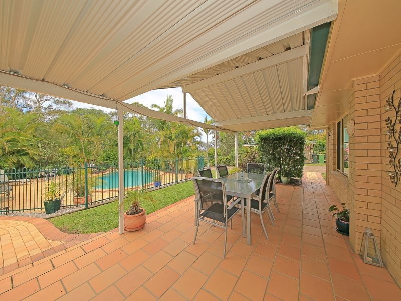 9 Watsonia Street, Redland Bay QLD 4165