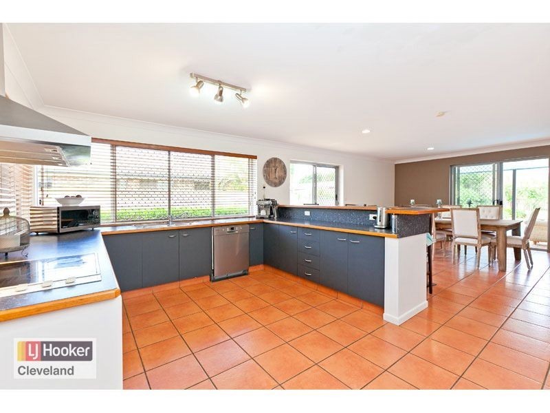 64 Lawn Tce, Capalaba QLD 4157