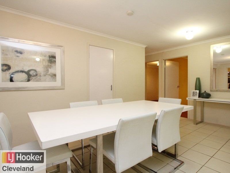 24 Federation Drive, Hillcrest QLD 4118