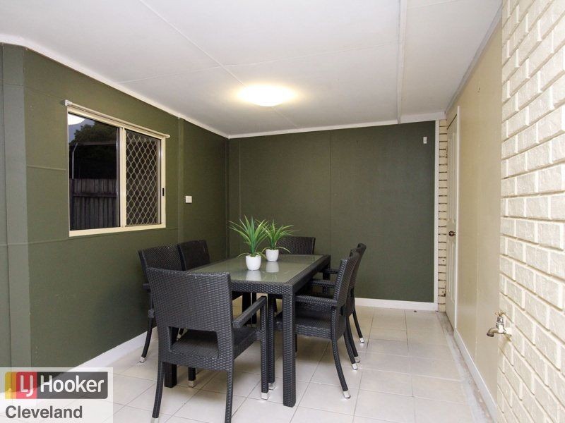 24 Federation Drive, Hillcrest QLD 4118