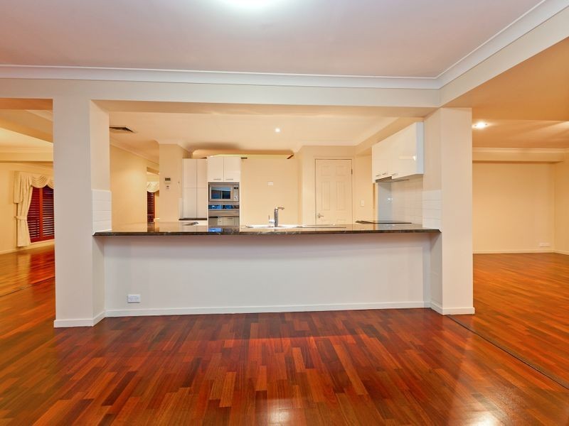 17 Sentinel Crt, Cleveland QLD 4163