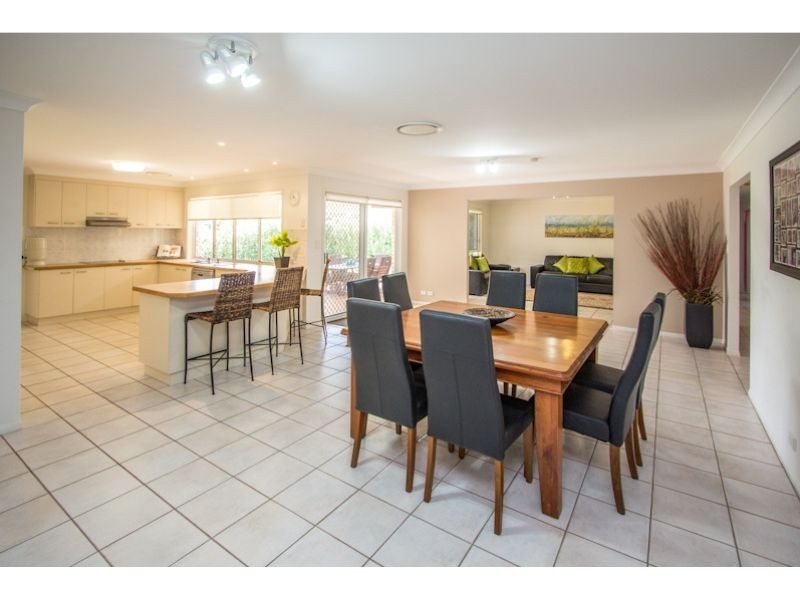45 Tulloch Drive, Wellington Point QLD 4160