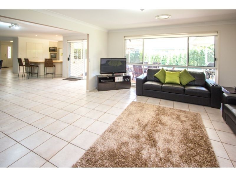 45 Tulloch Drive, Wellington Point QLD 4160