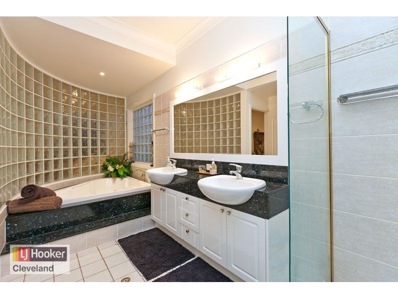 1 Haydon Court, Victoria Point QLD 4165