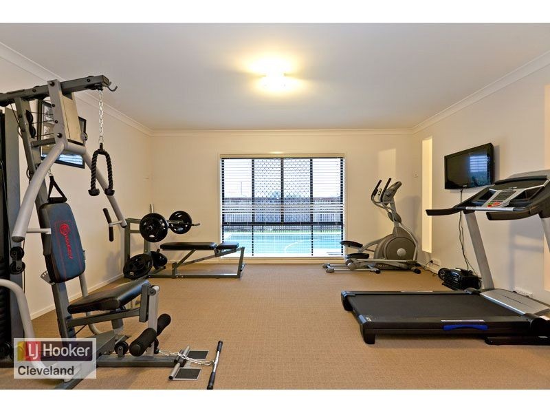 11 Baychester Place, Wakerley QLD 4154