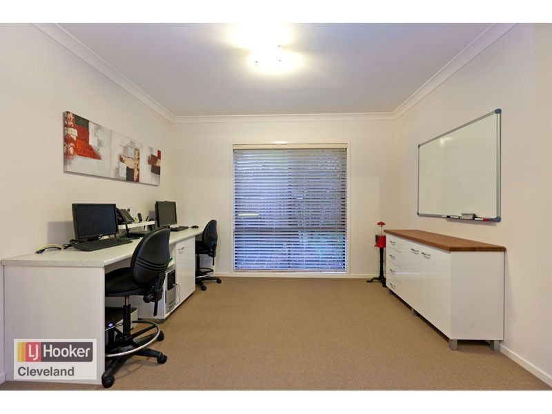 11 Baychester Place, Wakerley QLD 4154