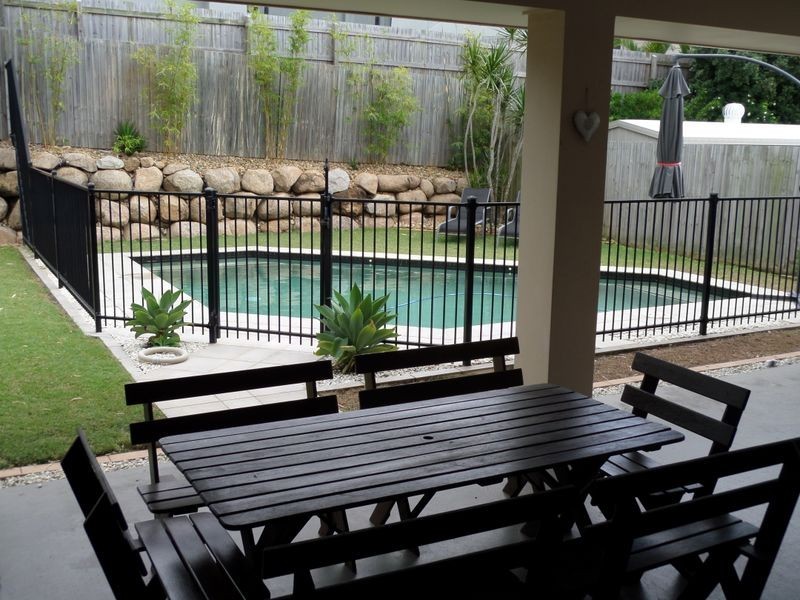 72 Denham Bvd, Redland Bay QLD 4165