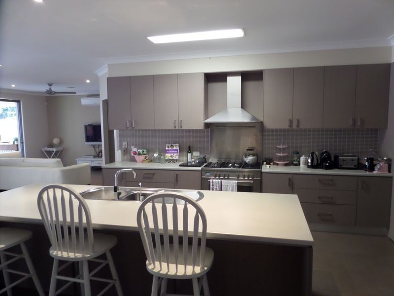 72 Denham Bvd, Redland Bay QLD 4165