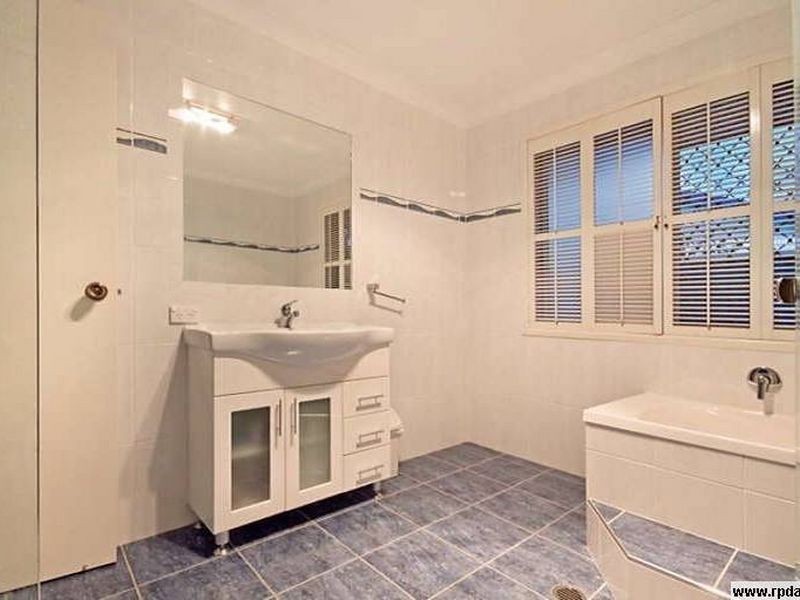 4 Claret Court, Thornlands QLD 4164