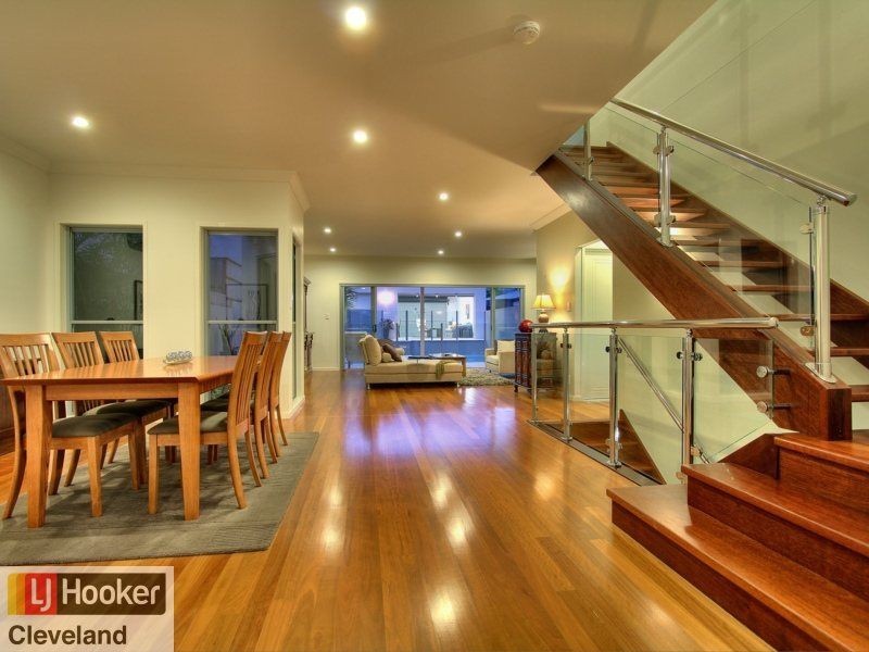 4 Raby Esplanade, Ormiston QLD 4160