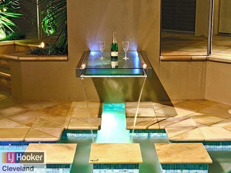 4 Raby Esplanade, Ormiston QLD 4160