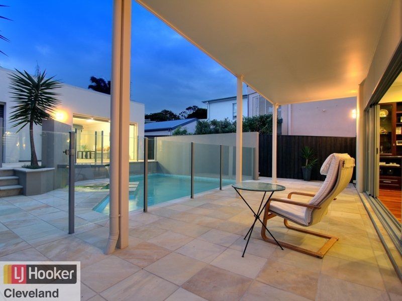 4 Raby Esplanade, Ormiston QLD 4160