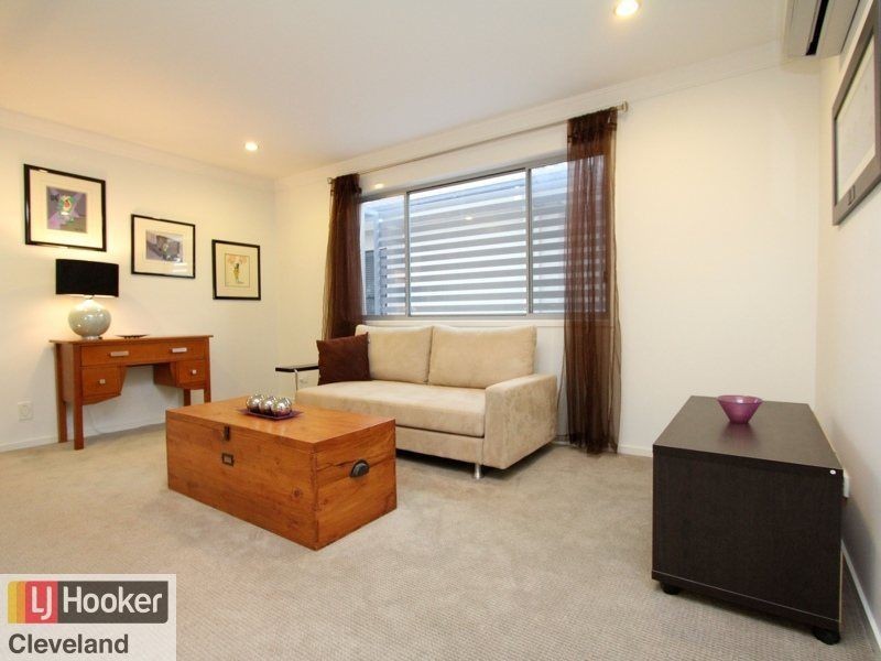 4 Raby Esplanade, Ormiston QLD 4160