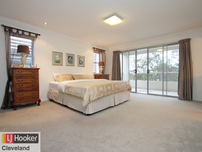 4 Raby Esplanade, Ormiston QLD 4160