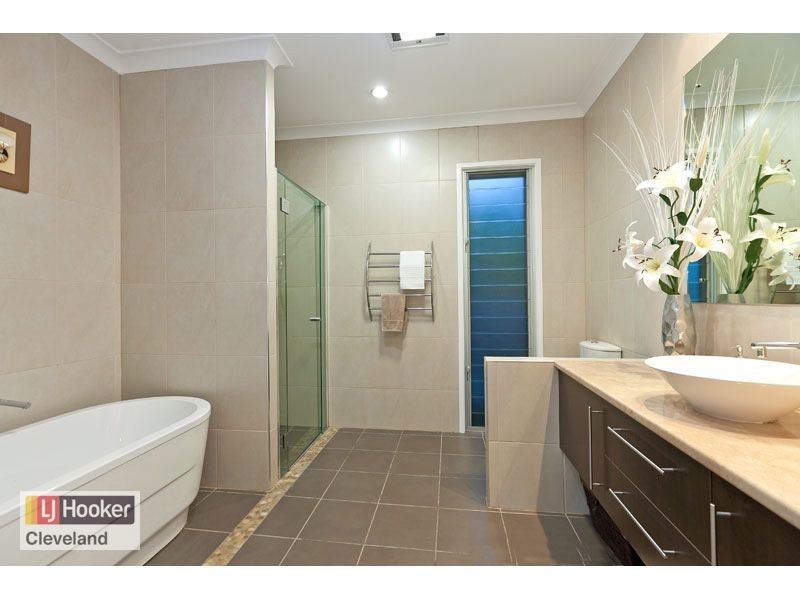 60 Denham Boulevard, Redland Bay QLD 4165