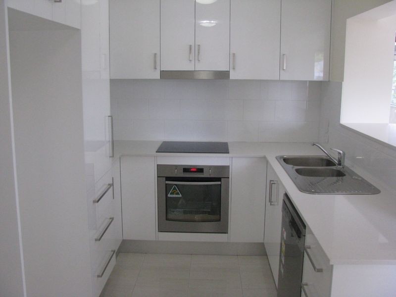 16 Magnolia Pde, Victoria Point QLD 4165