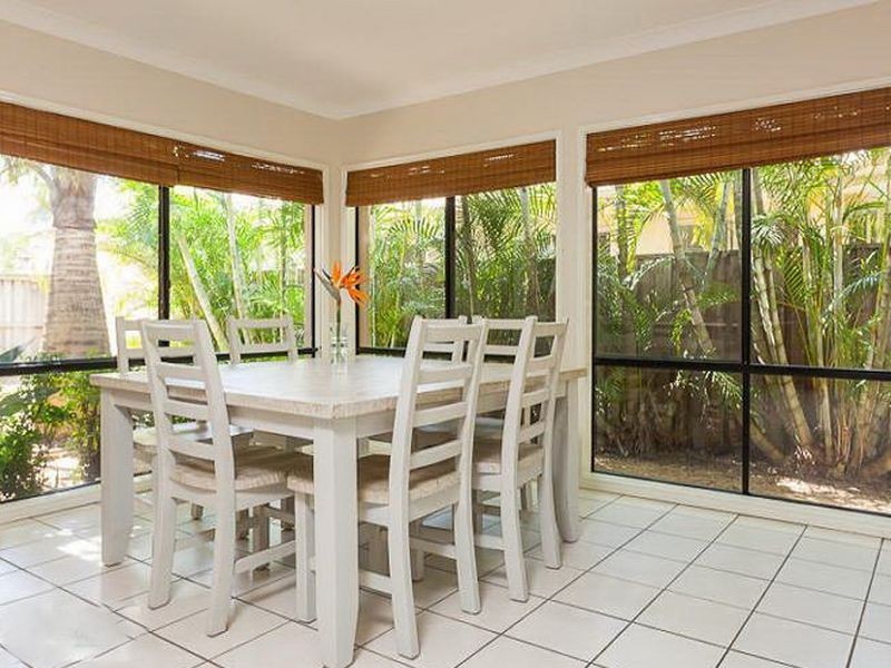 10 Ribonwood Street, Thornlands QLD 4164