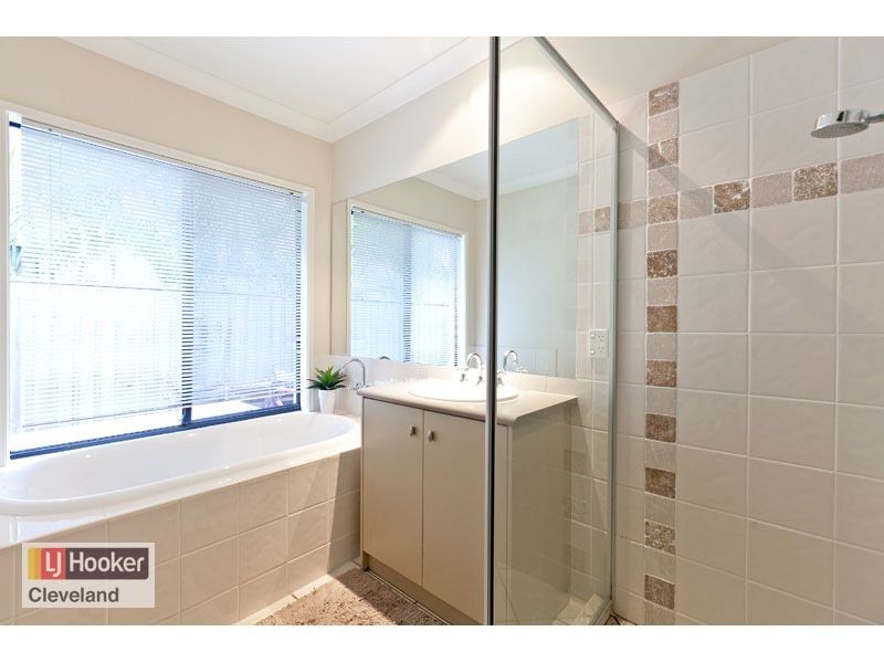 10 Ribonwood Street, Thornlands QLD 4164