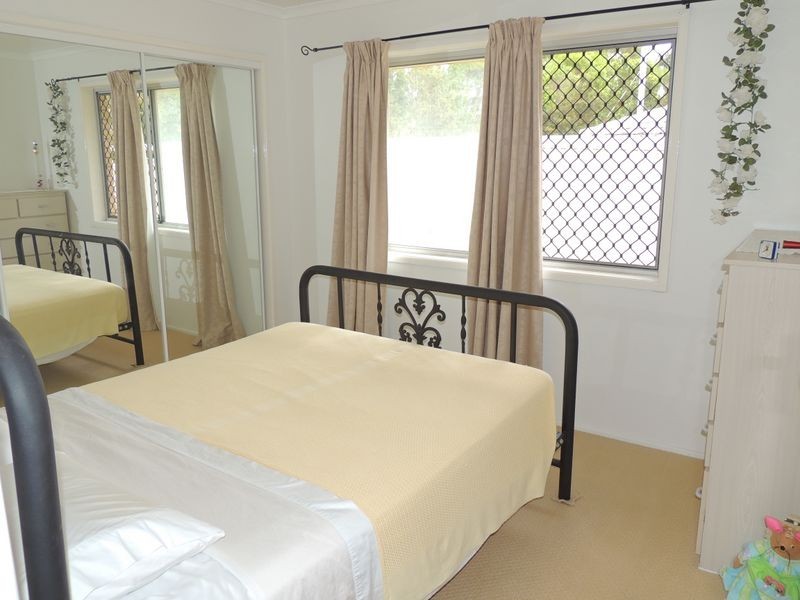 43 Sycamore Parade, Victoria Point QLD 4165