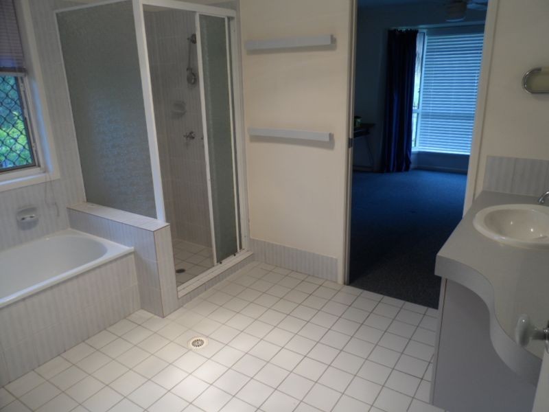 1 Kristie Street, Capalaba QLD 4157