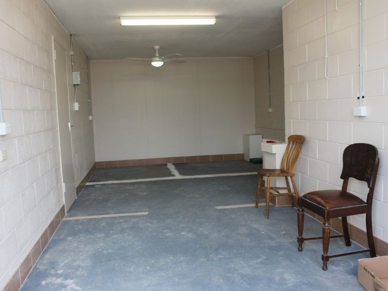 218 Shore Street North (Front Section), Cleveland QLD 4163