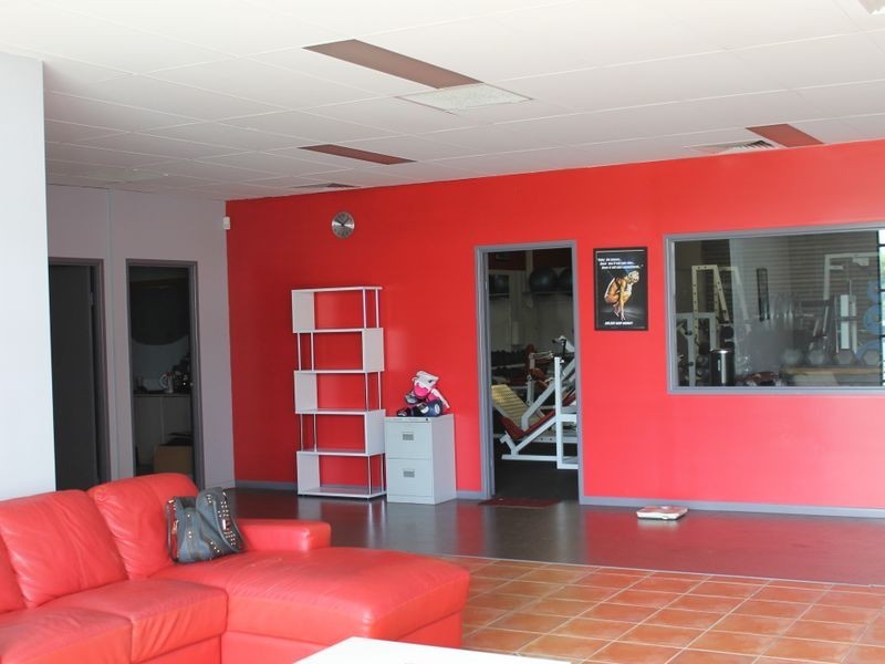 Shop D 33/ Shore Street West, Cleveland QLD 4163