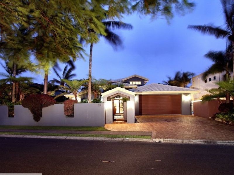 18 Little Shore Street, Raby Bay QLD 4163