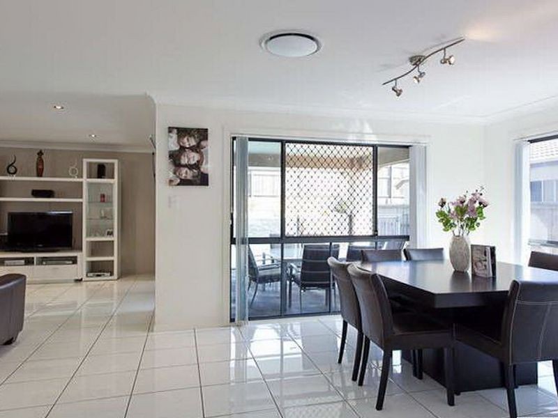 24 Tindappah Drive, Thornlands QLD 4164