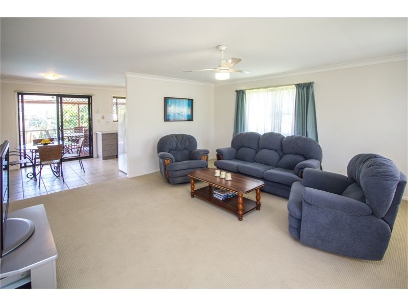 18 Sandpiper Street, Wellington Point QLD 4160