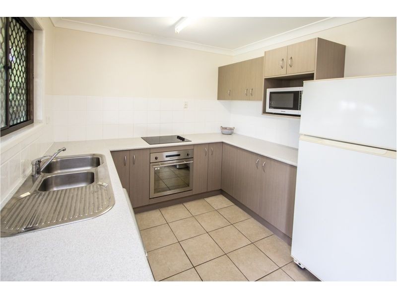 18 Sandpiper Street, Wellington Point QLD 4160