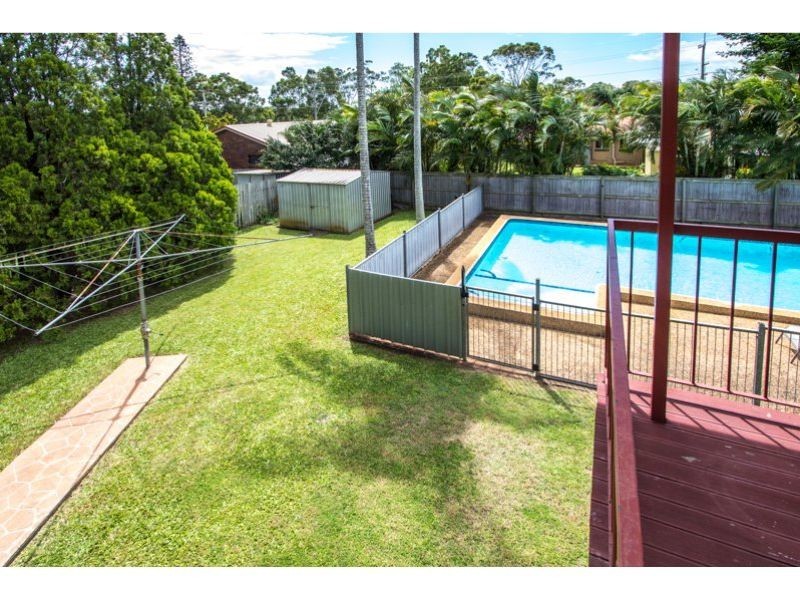 18 Sandpiper Street, Wellington Point QLD 4160
