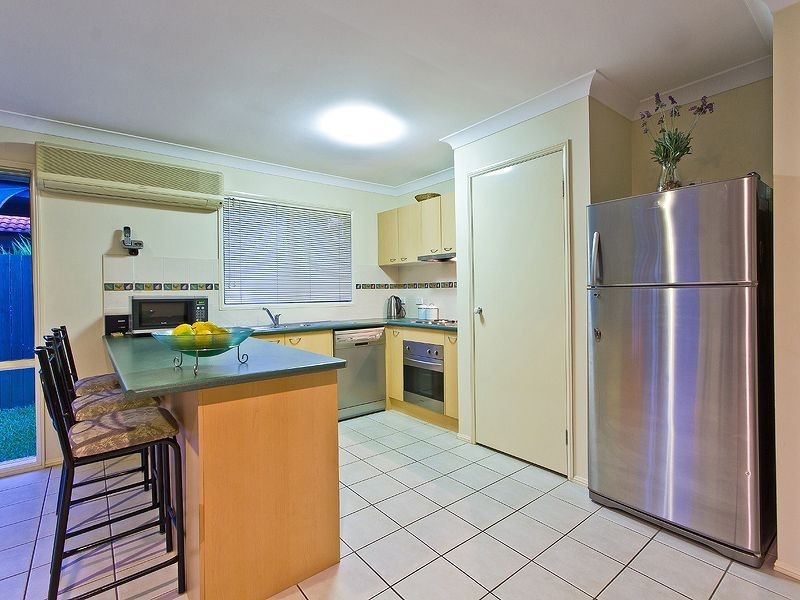 14 Gladebourne Crescent, Victoria Point QLD 4165