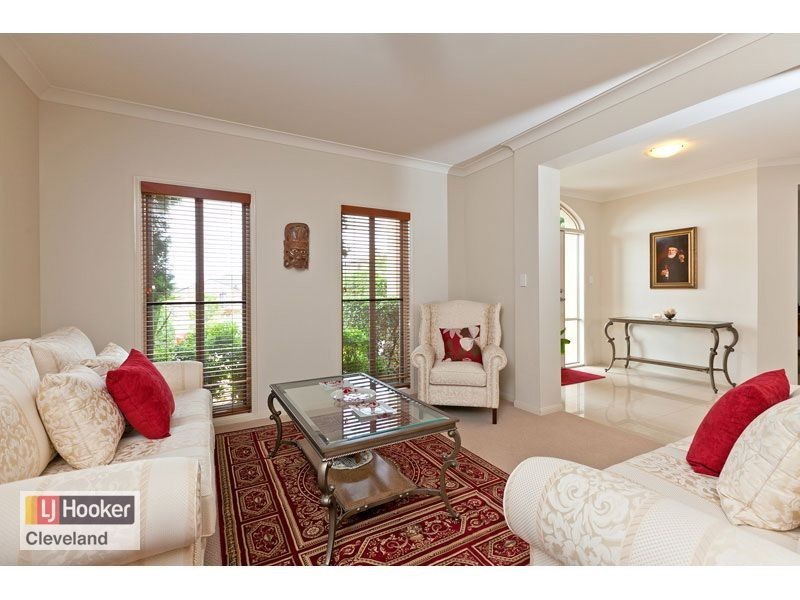18 Keirnan Street, Redland Bay QLD 4165