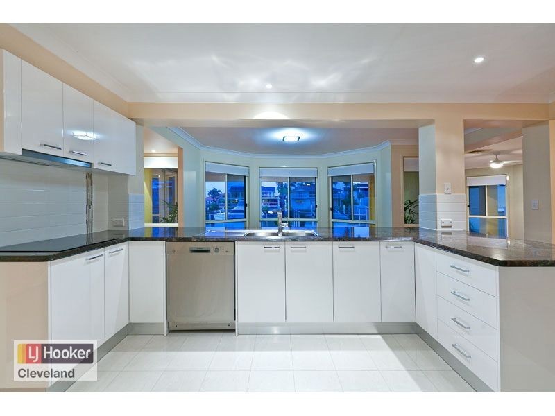 17 Sentinel Court, Raby Bay QLD 4163