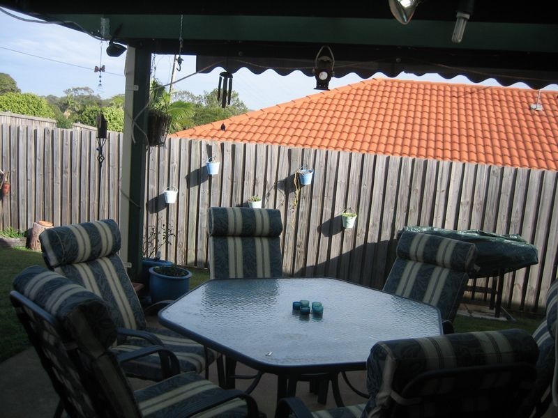 9 Roger Court, Redland Bay QLD 4165