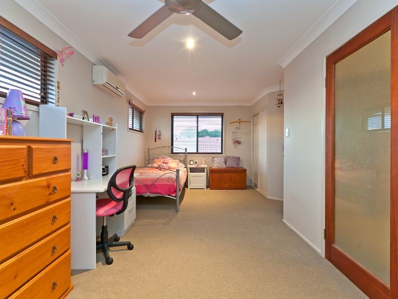 7 Willard Close, Wellington Point QLD 4160