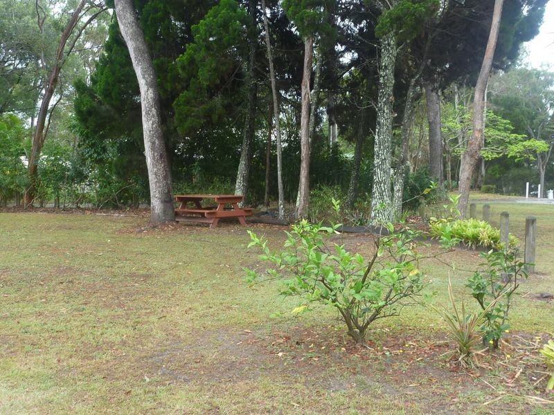 152 Victoria Parade East, Coochiemudlo Island QLD 4184