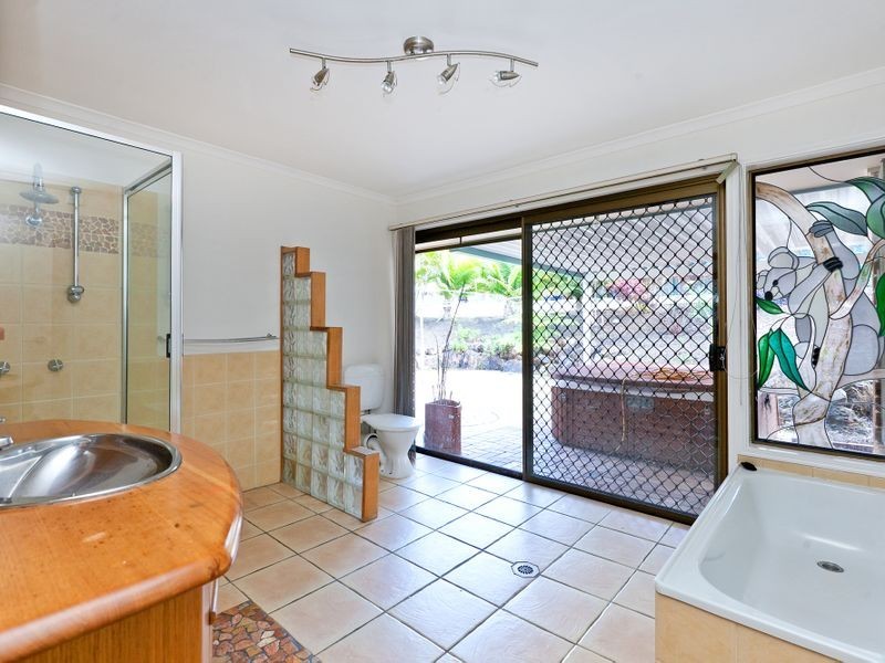 16 Lyndon Road, Capalaba QLD 4157