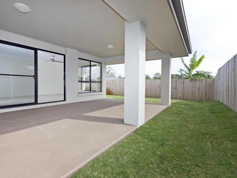 10 Lizard Place, Redland Bay QLD 4165