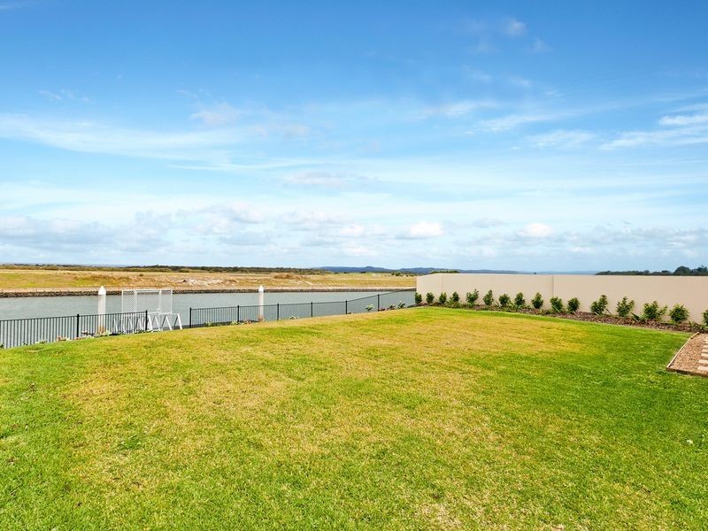 6 Sundown Place, Jacobs Well QLD 4208
