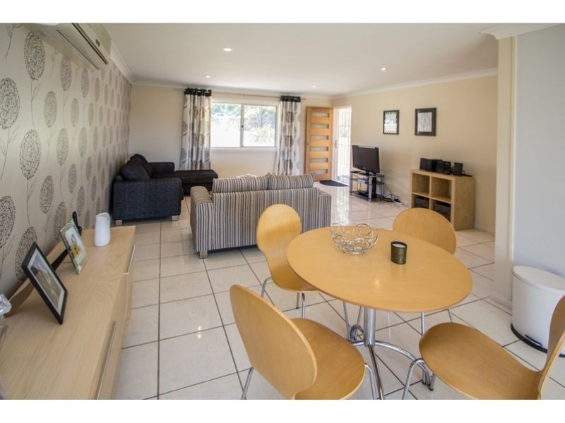 2 Sandpiper Street, Wellington Point QLD 4160